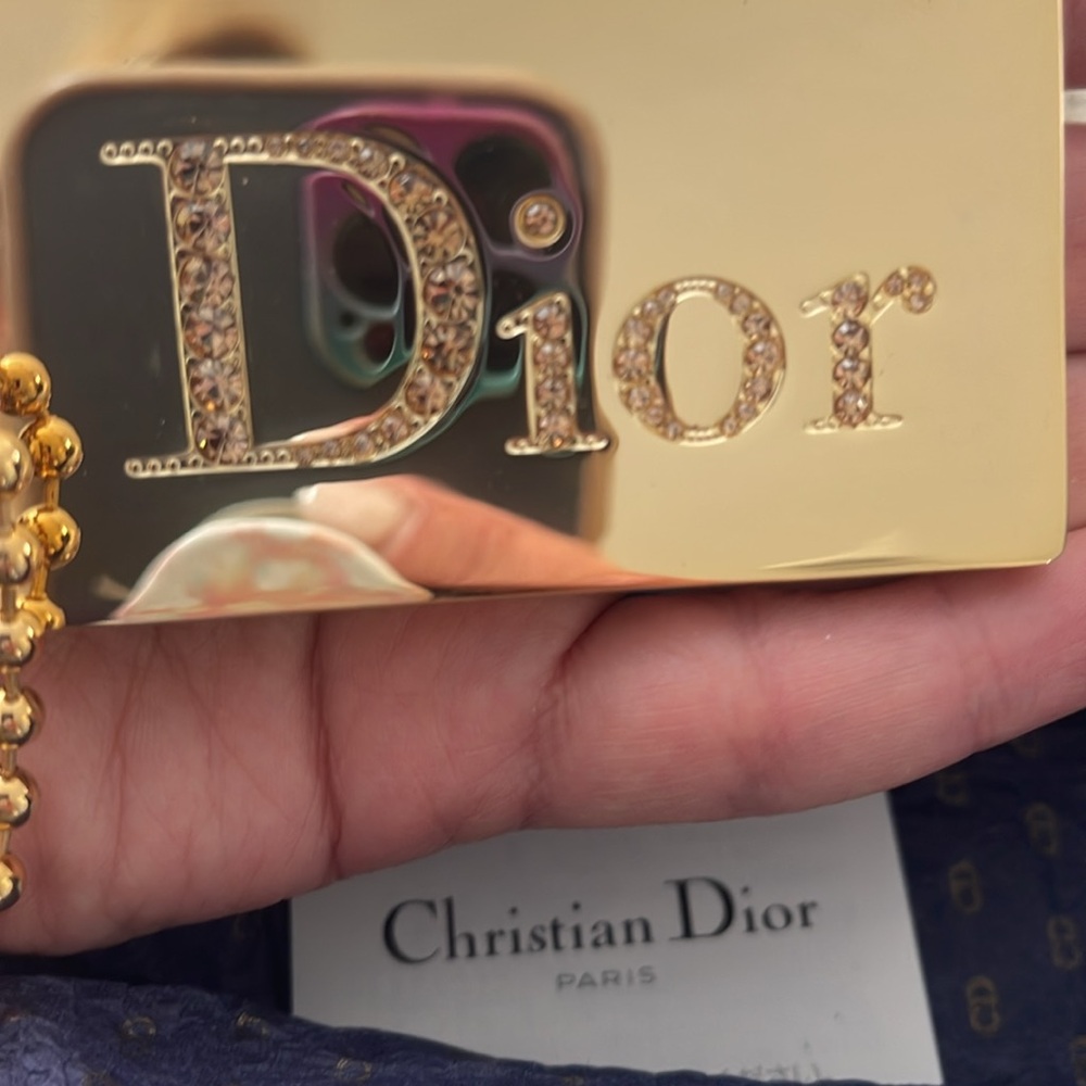 ❤️❤️SOLD❤️❤️Dior Limited Edition Gold Swarovski Crystal Keychain Holder - Picture 5 of 6